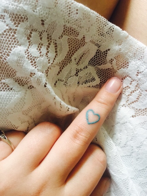 Funny Small Heart Tattoo on the middle finger