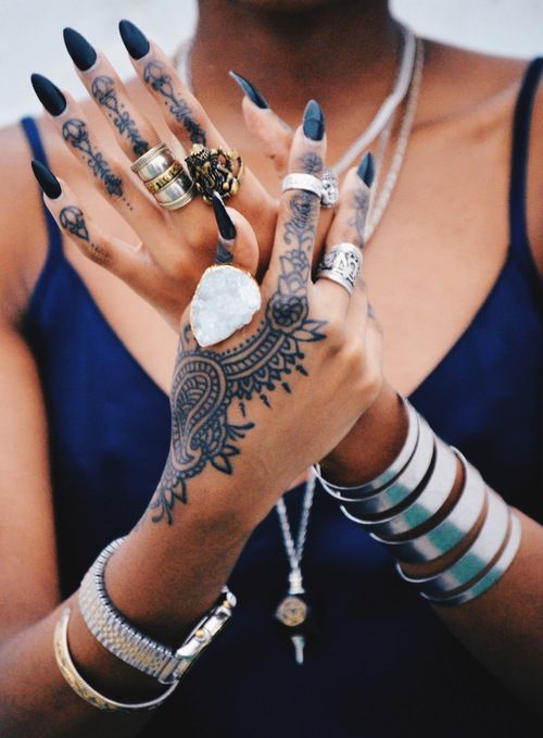 Hand Tattoos for Women: 50+ Beautiful Hand Tattoo Designs