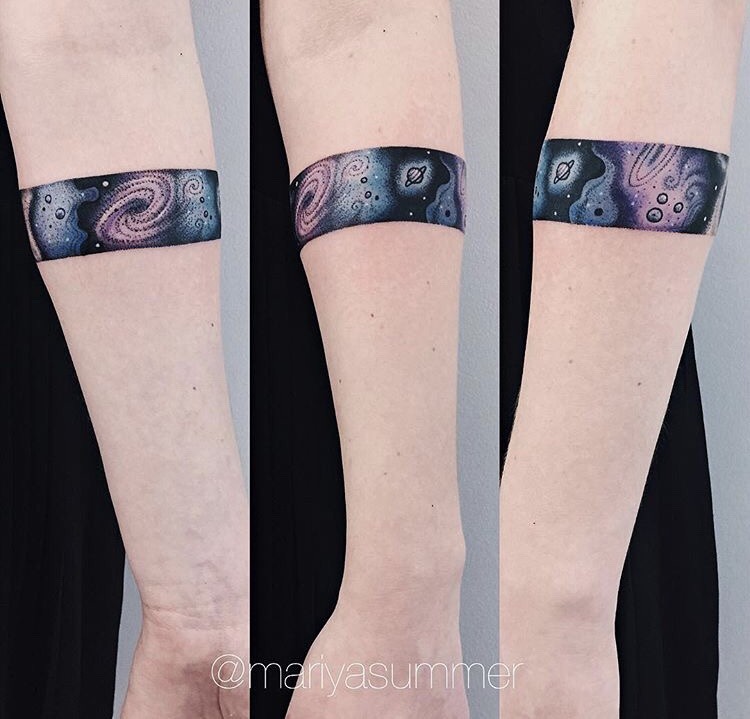 Armband galaxy tattoo