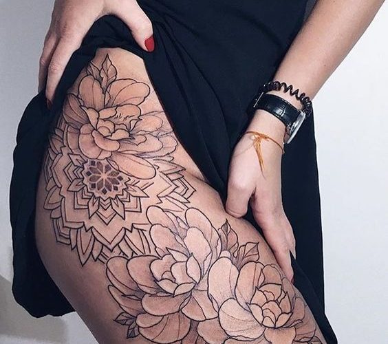 Hip Tattoos: 48 Most Beautiful and Irresistible Hip Tattoo Ideas for Women