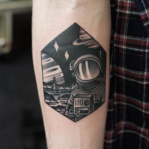 Astronaut selfie tattoo by philip yarnell