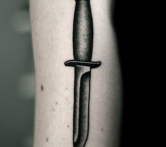 Blackwork style knife tattoo by kamil czapiga