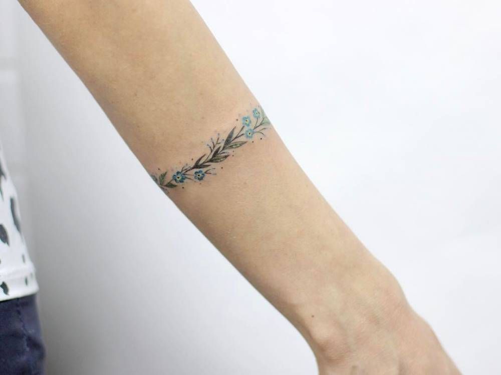 Forget me not armband tattoo