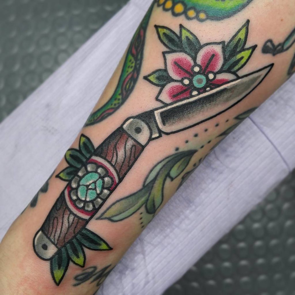 Traditional pocket knife tattoo