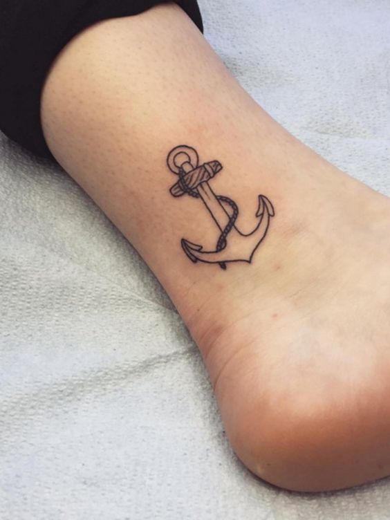 Another cool anchor tattoo