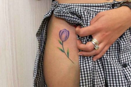 Tulip Tattoo Ideas That Will Make Your Body Even More Attractive🌷