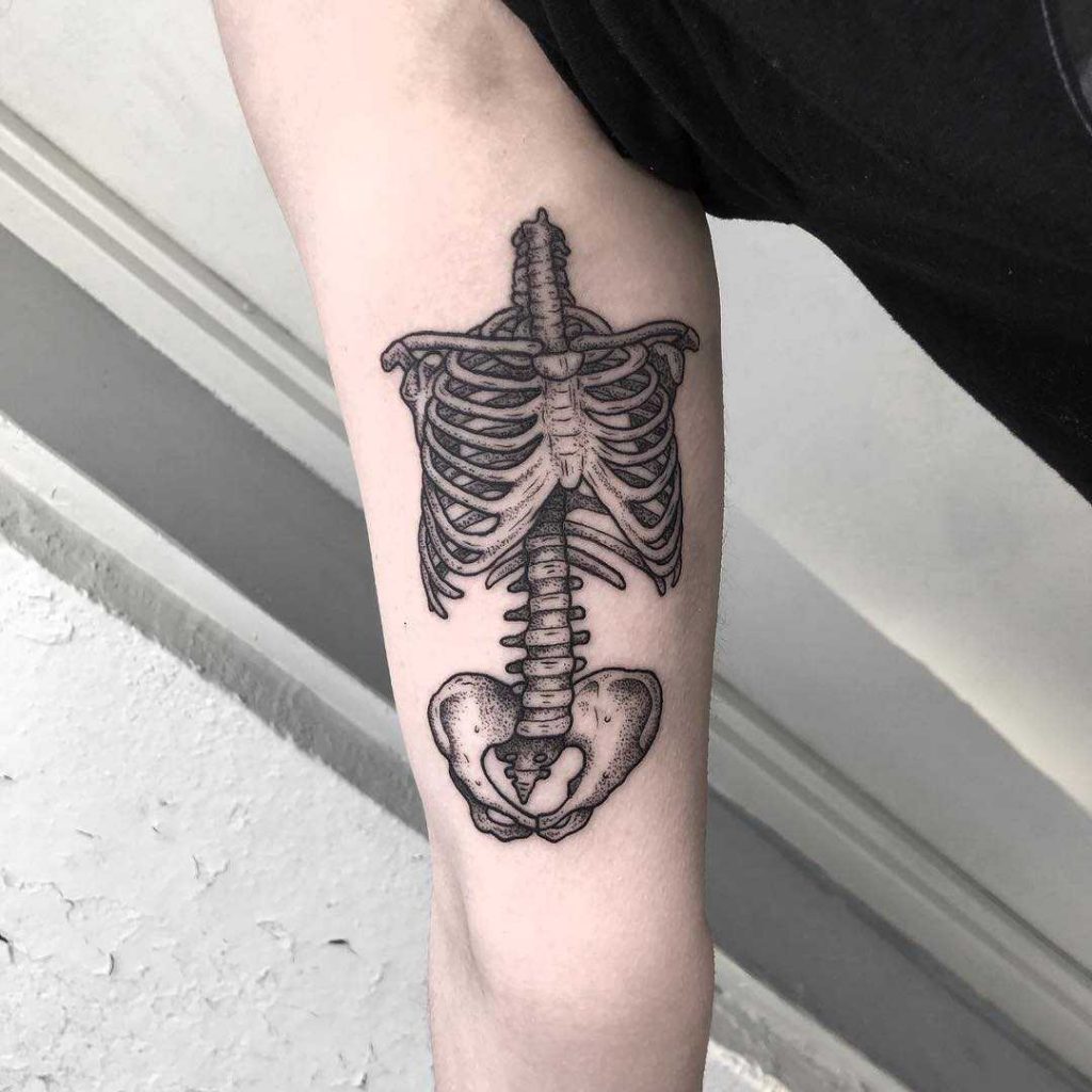 Anatomical skeleton tattoo