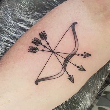 Bow and three arrows tattoo by Flamin' Eight