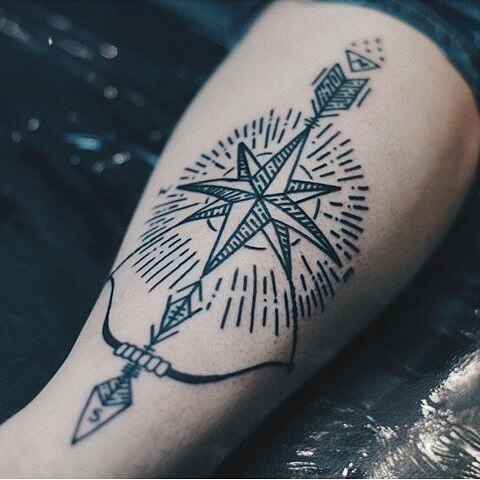 Compass rose with bow and arrow
