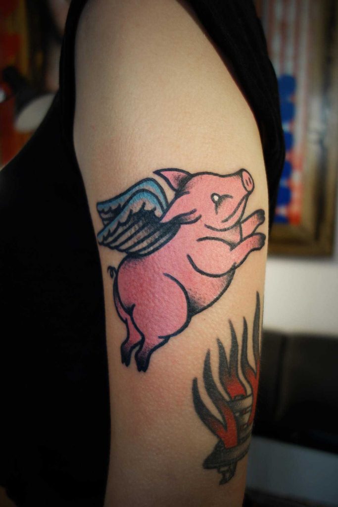 Pig Tattoo Ideas For Animal Lovers And Vegans 🐷