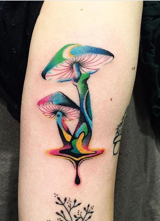 Trippy mushroom tattoo by Zee Chen Li Fang