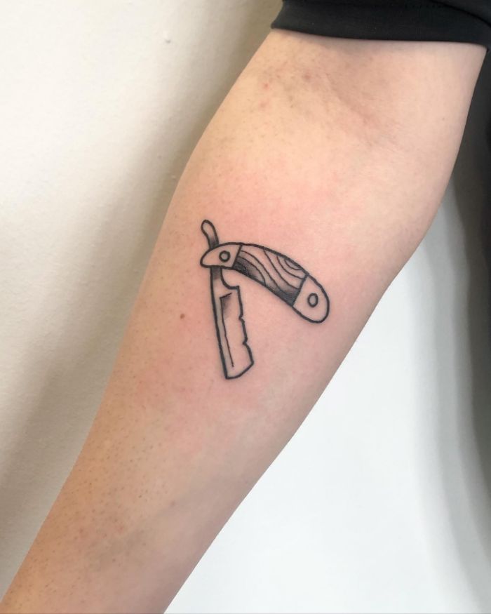 Small razor from The Gumball by @roddytattoos