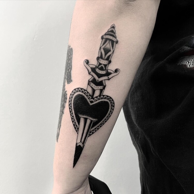 Pure Black Design by @lewis davies tattooer